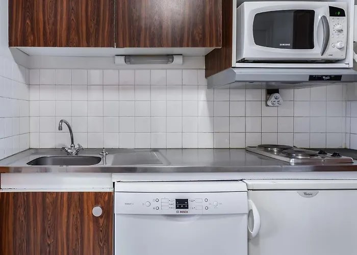 Au Coeur De 1850, Ideal Pour 2 A 4 Personnes - Fr-1-564-53